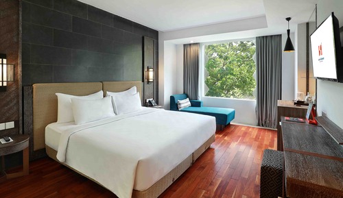 Deluxe King Room