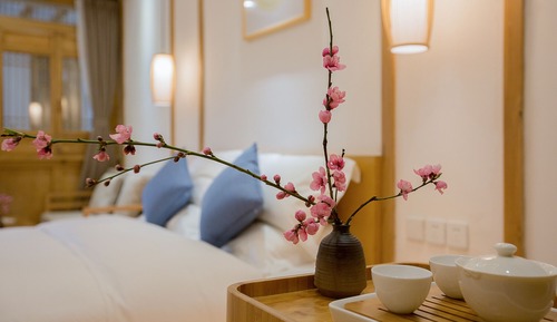 Standard Room, 1 Queen Bed