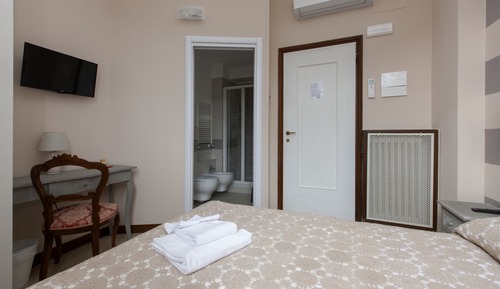 Economy Double Room