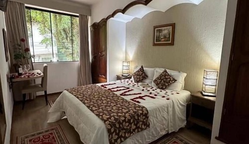 Comfort Room, 1 Queen Bed