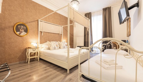 Triple Deluxe Suite