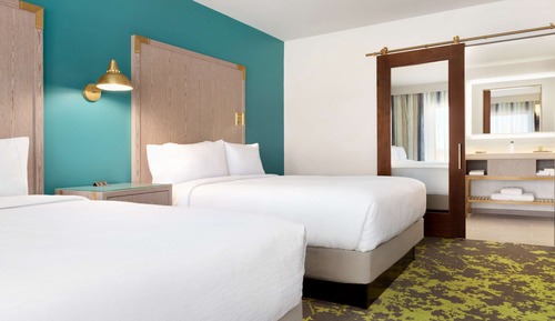 Suite, 1 Bedroom, Accessible, Non Smoking (Hearing)