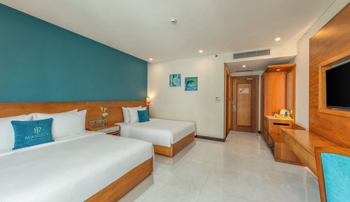 Deluxe Triple Room, Partial Ocean View