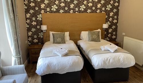 Standard Twin Room