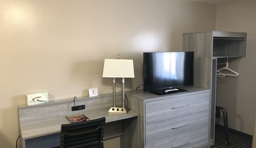 Basic Double Room, 2 Queen Beds, Refrigerator & Microwave