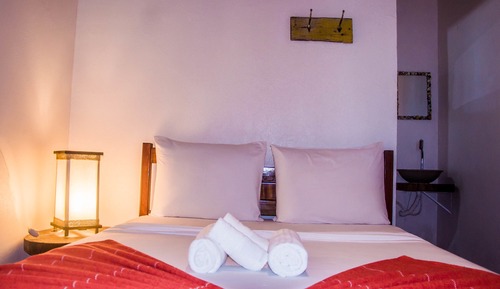 Basic Twin Room, 1 Double Bed, Courtyard View, Beachfront