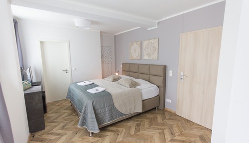 Standard Room, 1 King Bed, Non Smoking, City View