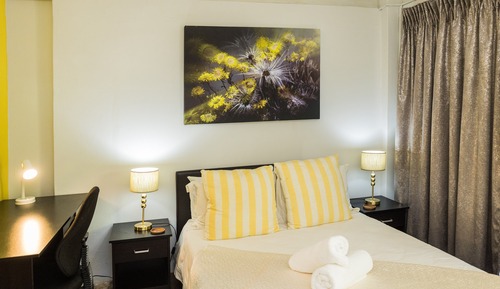 Double Room with private entrance and private braai area, Room 9