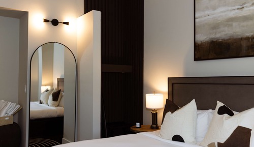 Suite, 1 King Bed