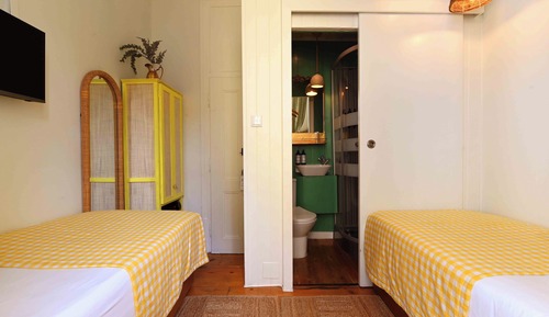 Economy Twin Room, Courtyard View