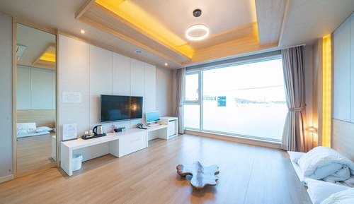 Traditional Room, Harbor View