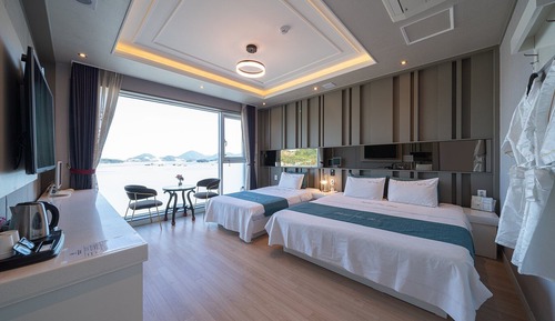 Family Twin Room, Harbor View