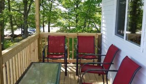 Deluxe Queen Cottage