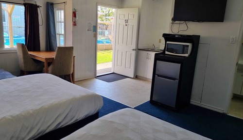 Family Room, 2 Double Beds