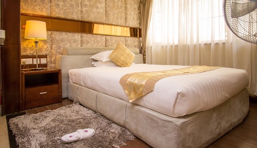 Deluxe Studio Suite