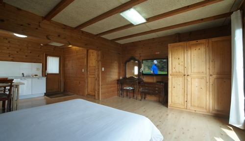 Standard Studio (Balcony)