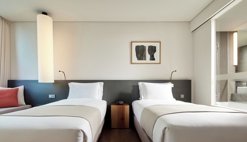 [DUTY FREE PKG] Deluxe Twin Room, City View + LOTTE Duty Free Voucher 1