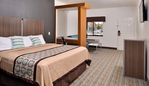 Executive Studio Suite, 1 King Bed, Non Smoking