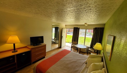 Standard Room, 2 Double Beds, Non Smoking