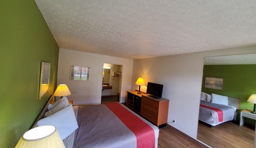 Standard Room, 2 Double Beds, Smoking