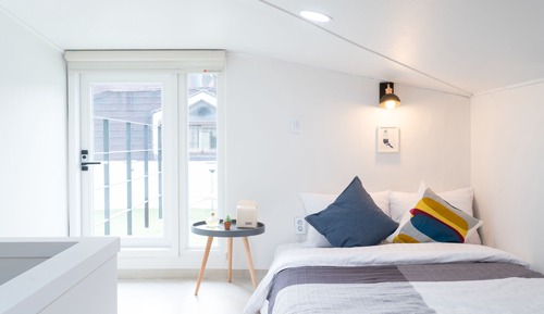 Family Bungalow (5 persons / Foreigner Only)