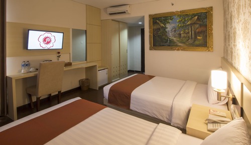 Deluxe Room, Multiple Beds, Non Smoking