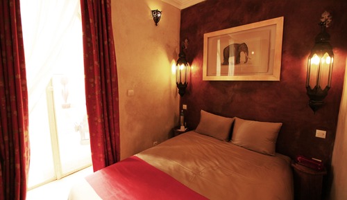 Traditional Room (Rouge)