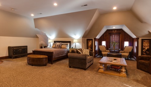 Suite, 1 Queen Bed, Kitchenette (Treetop Suite	)
