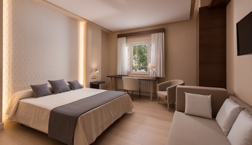 Deluxe Triple Room, Multiple Beds