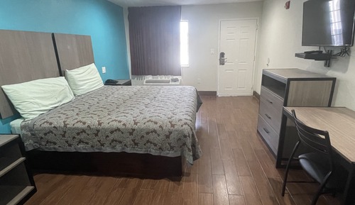 Single Room, Accessible