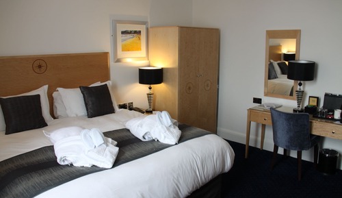 Deluxe Room, 1 King Bed