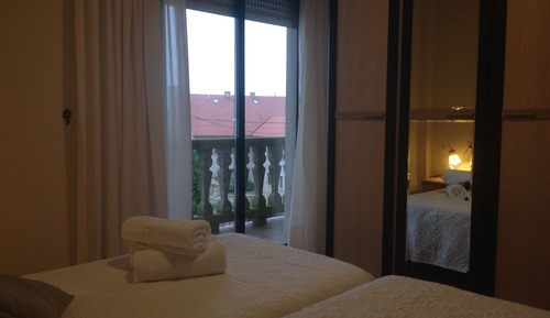 Family Apartment, 2 Bedrooms, Partial Sea View