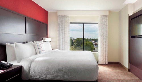 Suite, 1 Bedroom (Hearing Accessible)