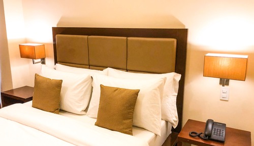 Semi Deluxe Room