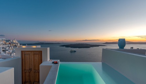 Grand Villa
