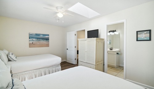 Condo, 2 Bedrooms (38)