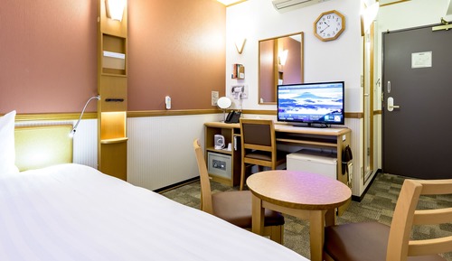 Deluxe Single Room, Smoking