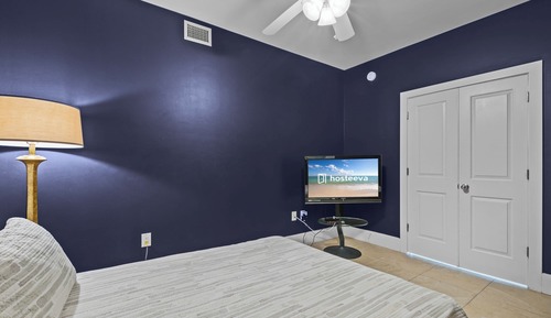 Family Condo, 4 Bedrooms, Balcony, Ocean View