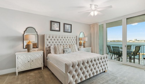 Exclusive Condo, 3 Bedrooms, Balcony, Bay View