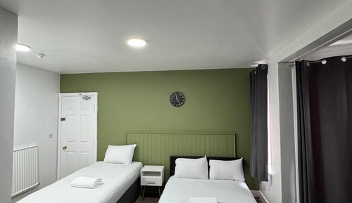 Triple Room, Ensuite, Sea View