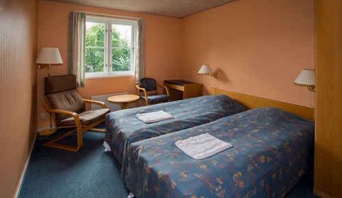 Twin Room, Annex Building