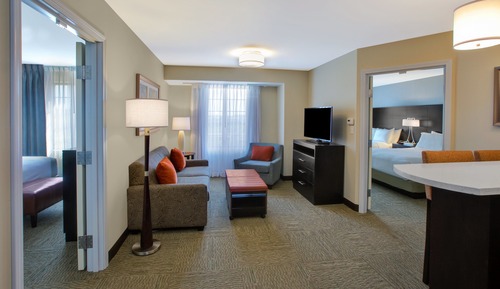 Suite, 2 Bedrooms, Kitchen
