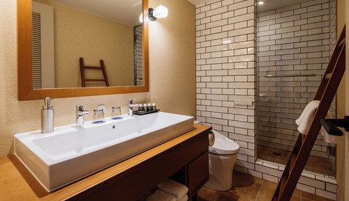 Ocean View Vista Luxury Twin on Third floor, Non Smoking