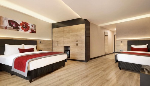Room, 2 Twin Beds, Smoking