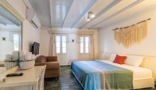 Junior Studio Suite, Connecting Rooms