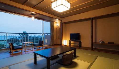 Japanese Style Room with Shower Booth, no Bathtub (for 1-4 guests)
