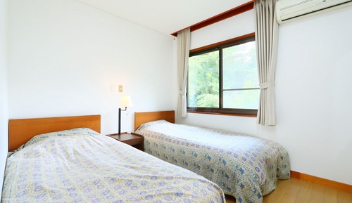 Twin Room, Mountain View