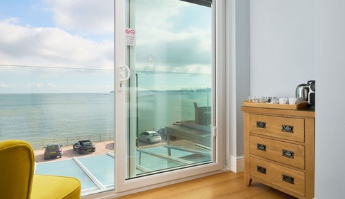Superior Double Room, Ensuite, Sea View ( Cosy Room 4)