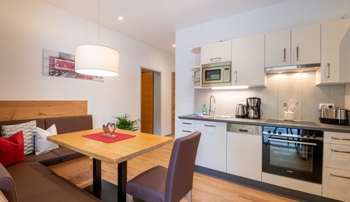 Family Apartment, 2 Bedrooms, Pool Access, Mountainside (cleaning fee 105 EUR)