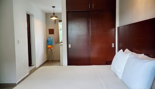 Classic Apartment, Balcony, Garden View